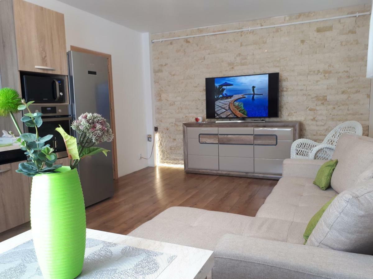 Appartement Hunyadi Luxury Ciresica à Sibiu Extérieur photo